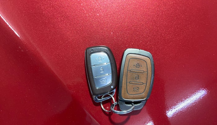 2017 Hyundai Creta SX (O) 1.6 DIESEL, Diesel, Manual, 96,159 km, Key Close Up