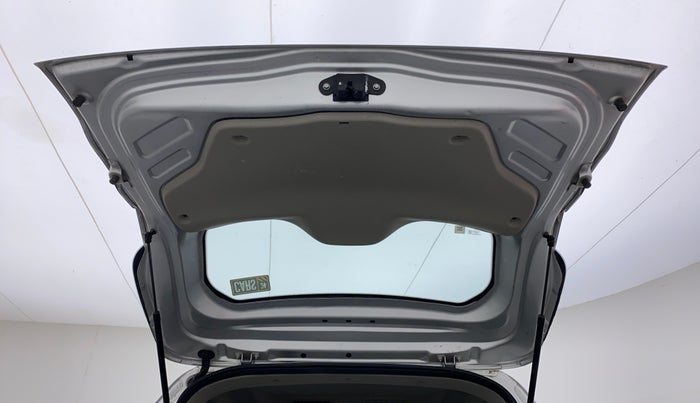 2021 Renault TRIBER RXL MT, Petrol, Manual, 24,205 km, Boot Door Open