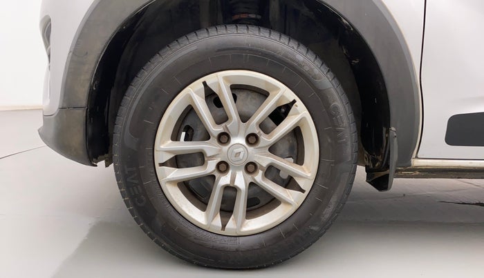 2021 Renault TRIBER RXL MT, Petrol, Manual, 24,205 km, Left Front Wheel