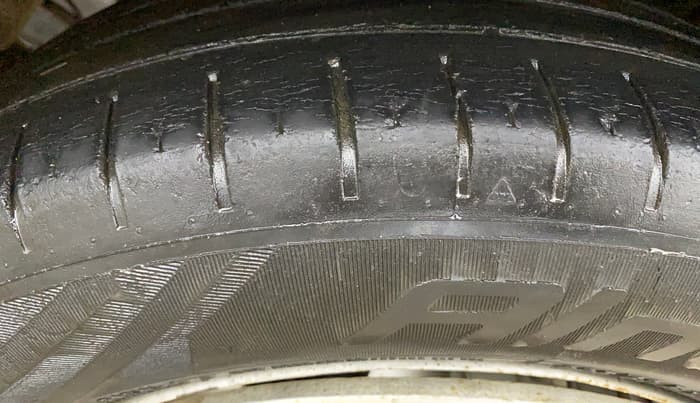 2023 Nissan MAGNITE XE, Petrol, Manual, 29,072 km, Left Front Tyre Tread