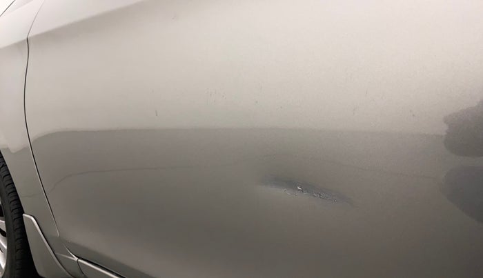 2017 Maruti Ciaz ALPHA 1.4 PETROL, Petrol, Manual, 1,04,234 km, Front passenger door - Minor scratches