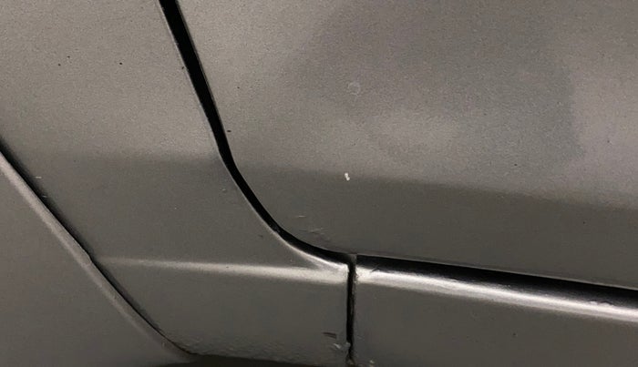 2017 Maruti Ciaz ALPHA 1.4 PETROL, Petrol, Manual, 1,04,234 km, Front passenger door - Slight discoloration