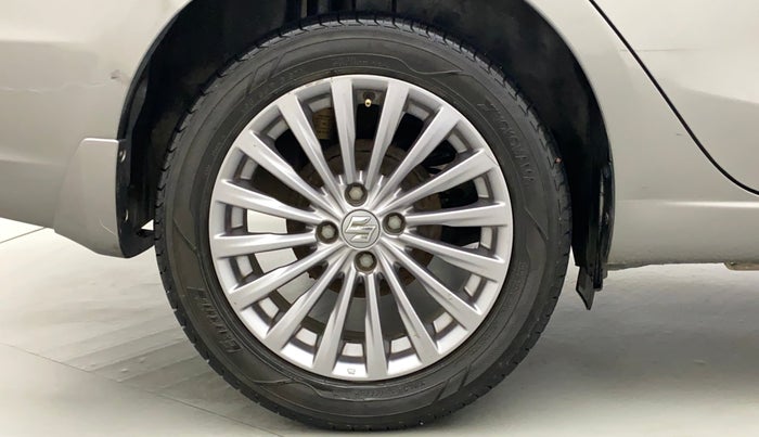 2017 Maruti Ciaz ALPHA 1.4 PETROL, Petrol, Manual, 1,04,234 km, Right Rear Wheel