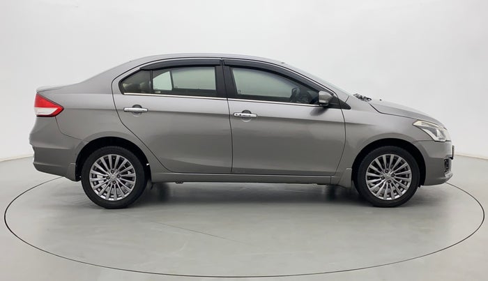 2017 Maruti Ciaz ALPHA 1.4 PETROL, Petrol, Manual, 1,04,234 km, Right Side View