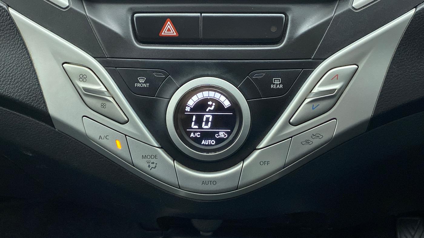 2016 Maruti Baleno DELTA PETROL 1.2, Petrol, Manual, 65,466 km, Automatic Climate Control