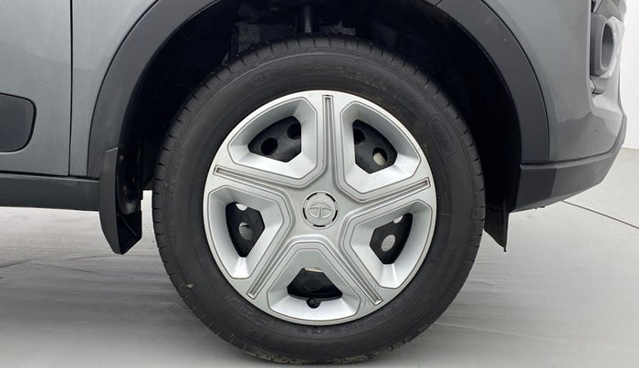 2021 Tata NEXON XMA PLUS SUNROOF PETROL, Petrol, Automatic, 3,948 km, Right Front Wheel