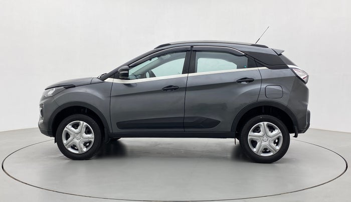 2021 Tata NEXON XMA PLUS SUNROOF PETROL, Petrol, Automatic, 3,948 km, Left Side