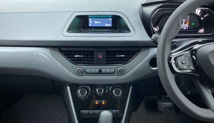 2021 Tata NEXON XMA PLUS SUNROOF PETROL, Petrol, Automatic, 3,948 km, Air Conditioner