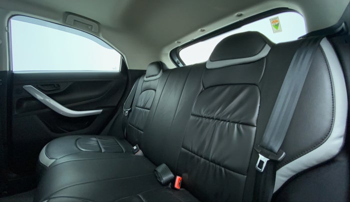 2021 Tata NEXON XMA PLUS SUNROOF PETROL, Petrol, Automatic, 3,948 km, Right Side Rear Door Cabin