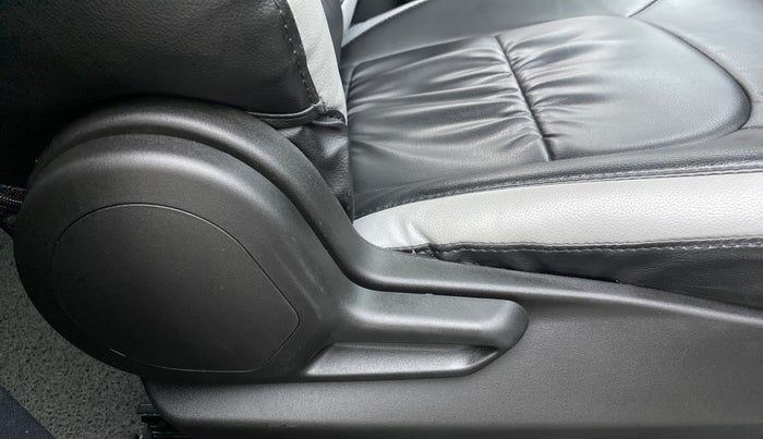 2021 Tata NEXON XMA PLUS SUNROOF PETROL, Petrol, Automatic, 3,948 km, Driver Side Adjustment Panel