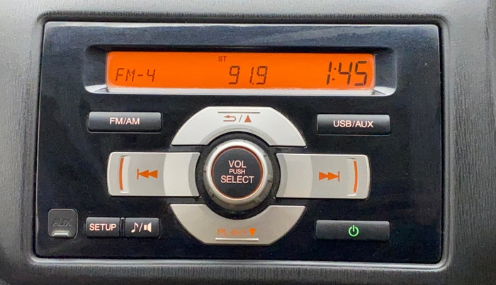 2015 Honda Brio VX MT, Petrol, Manual, 79,825 km, Infotainment System