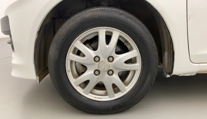 2015 Honda Brio VX MT, Petrol, Manual, 79,825 km, Left Front Wheel