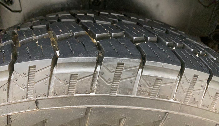 2021 Mahindra Thar LX D AT 4WD HT, Diesel, Automatic, 1,03,391 km, Left Rear Tyre Tread