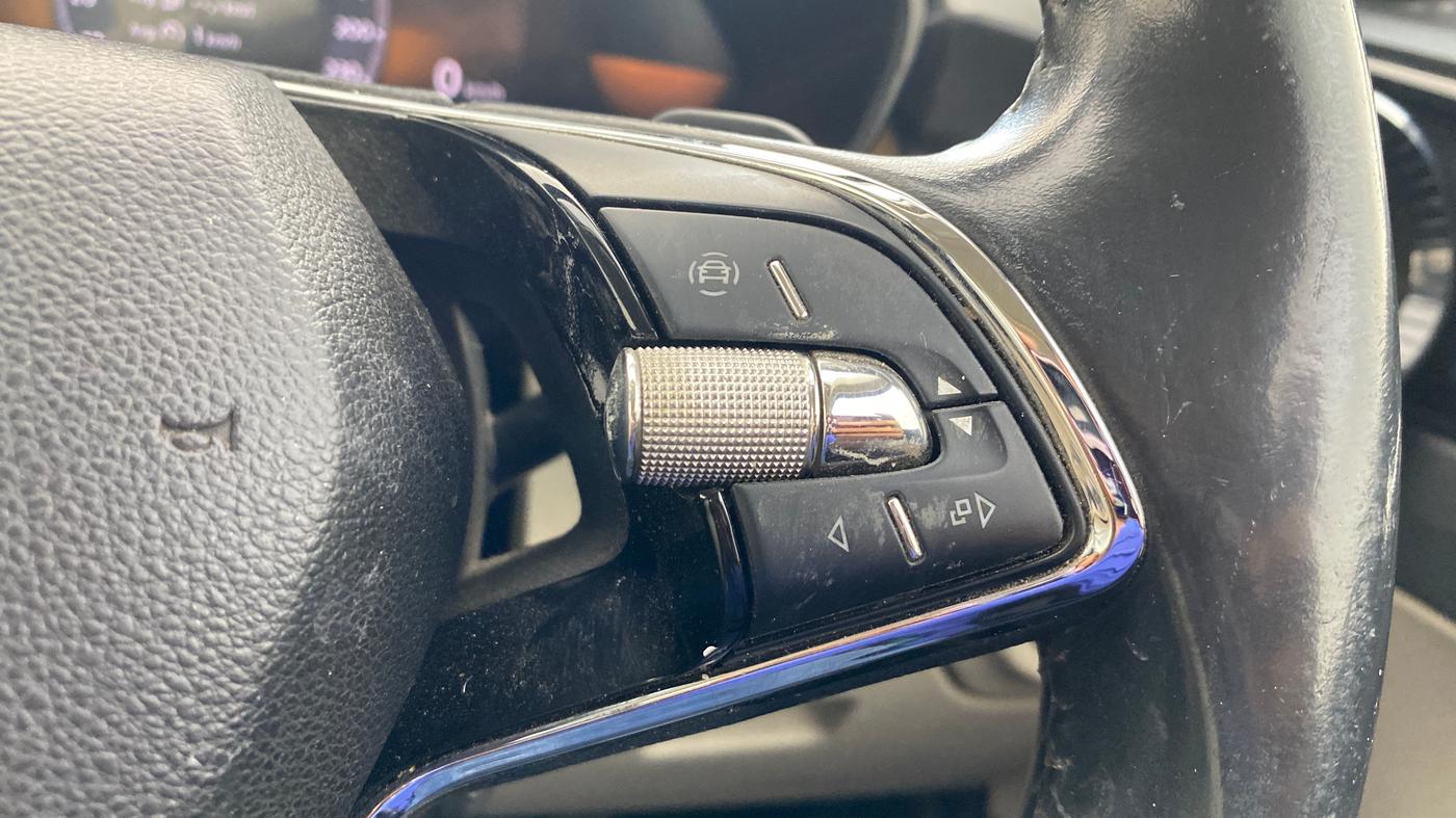 2023 Skoda SLAVIA STYLE 1.0L TSI AT, Petrol, Automatic, 89,819 km, Adaptive Cruise Control