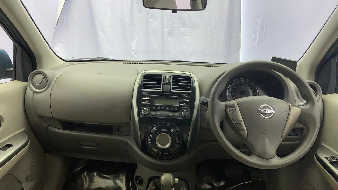 2016 Nissan Micra XV CVT, Petrol, Automatic, 58,753 km, Dashboard