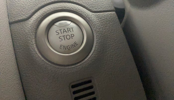 2016 Nissan Micra XV CVT, Petrol, Automatic, 58,753 km, Keyless Start/ Stop Button