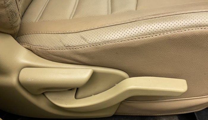 2013 Honda Amaze 1.2L I-VTEC S, Petrol, Manual, 51,006 km, Driver Side Adjustment Panel