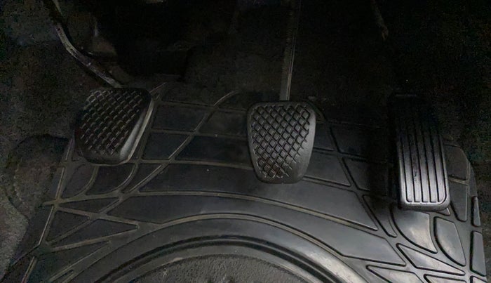 2013 Honda Amaze 1.2L I-VTEC S, Petrol, Manual, 51,006 km, Pedals