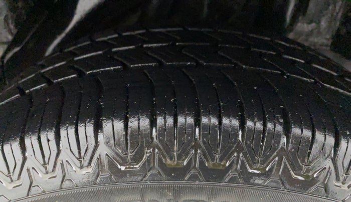 2013 Honda Amaze 1.2L I-VTEC S, Petrol, Manual, 51,006 km, Left Rear Tyre Tread