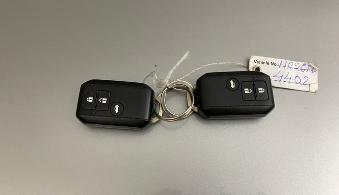 2023 Maruti Dzire ZXI Plus AMT, Petrol, Automatic, 15,488 km, Key Close Up