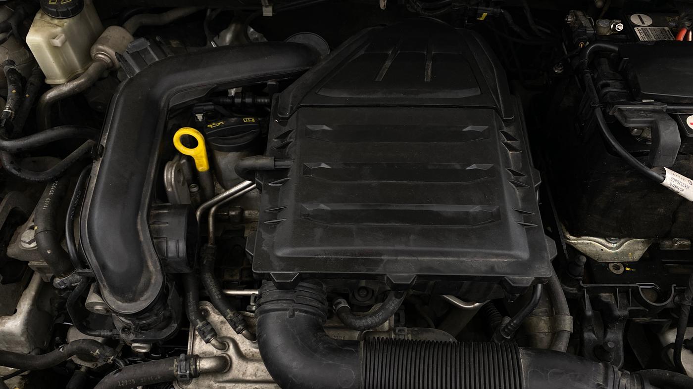 2023 Skoda KUSHAQ Active plus 1.0 TSI , Petrol, Manual, 78,289 km, Engine View