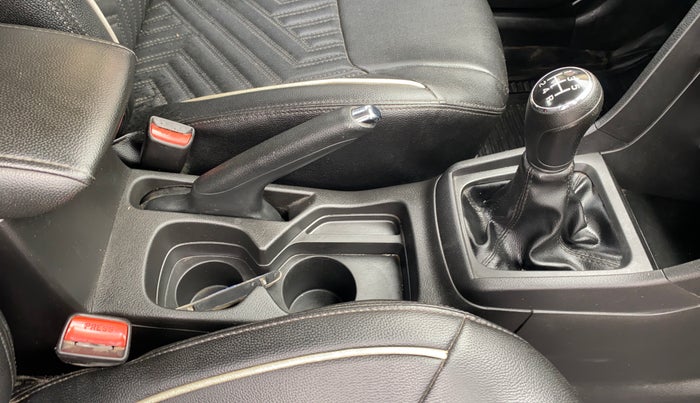 2020 Maruti Vitara Brezza ZXI PLUS, Petrol, Manual, 38,111 km, Gear Lever
