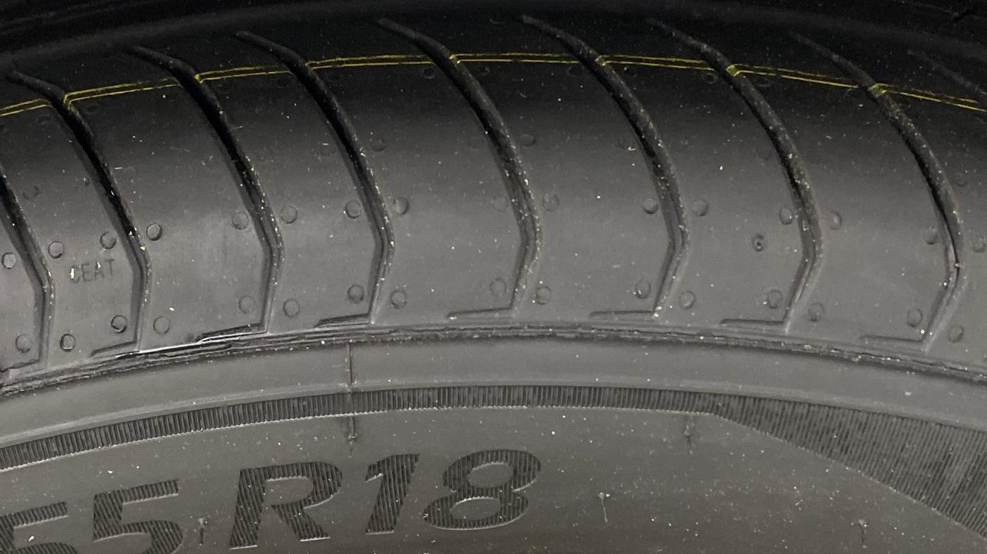 2023 KIA SELTOS  GTX Plus 1.5 Turbo Petrol DCT, Petrol, Automatic, 40,934 km, Right Front Tyre Tread