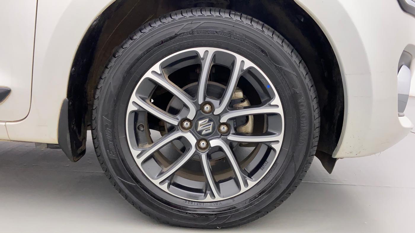 2019 Maruti Swift ZXI + AMT, Petrol, Automatic, 36,543 km, Right Front Wheel