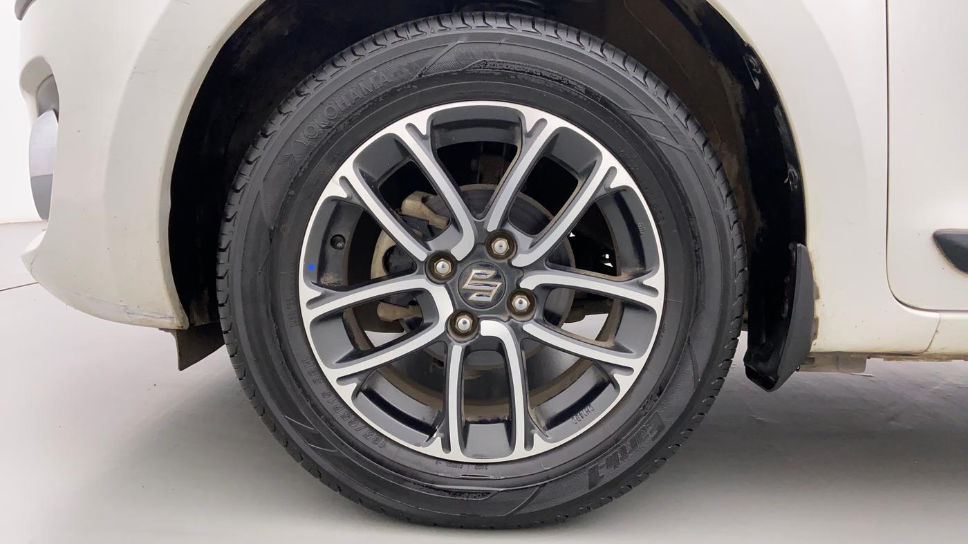 2019 Maruti Swift ZXI + AMT, Petrol, Automatic, 36,543 km, Left Front Wheel