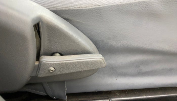 2012 Maruti Alto 800 LXI, Petrol, Manual, 65,330 km, Driver Side Adjustment Panel