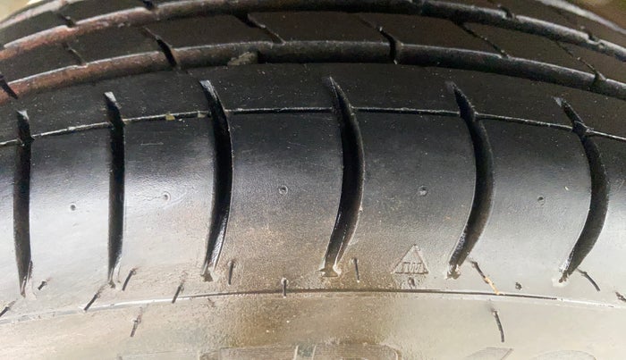 2012 Maruti Alto 800 LXI, Petrol, Manual, 65,330 km, Right Rear Tyre Tread