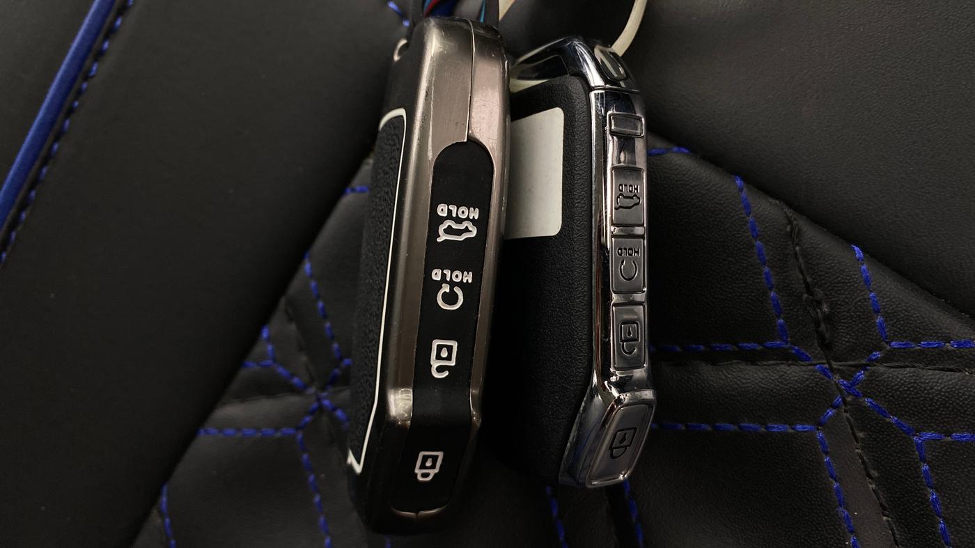2024 KIA SELTOS  HTK PLUS 1.5 PETROL MT, Petrol, Manual, 16,528 km, Key Close Up