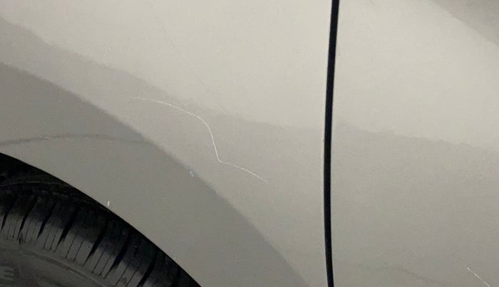2016 Maruti Celerio ZXI, Petrol, Manual, 33,655 km, Right quarter panel - Minor scratches
