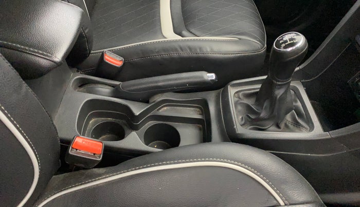 2020 Maruti Vitara Brezza VXI, Petrol, Manual, 56,089 km, Gear Lever