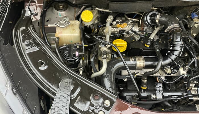 2022 Nissan MAGNITE XV PREMIUM TURBO CVT, Petrol, Automatic, 40,111 km, Engine View - Right