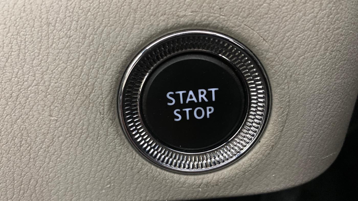 2022 Nissan MAGNITE XV PREMIUM TURBO CVT, Petrol, Automatic, 40,111 km, Keyless Start/ Stop Button