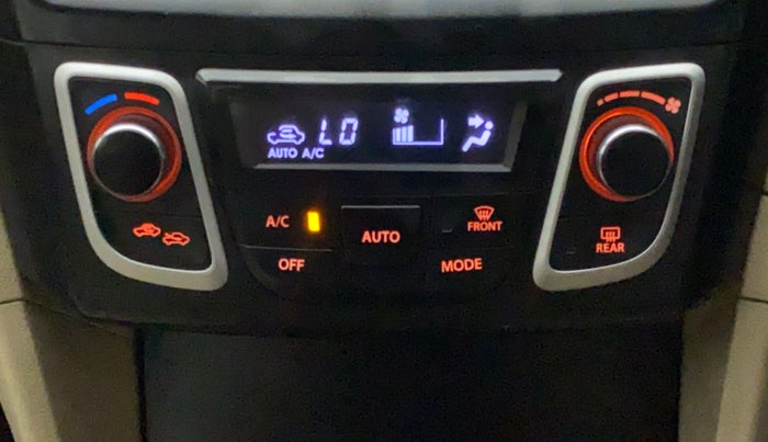 2016 Maruti Ciaz ZXI+ AT, Petrol, Automatic, 1,04,737 km, Automatic Climate Control