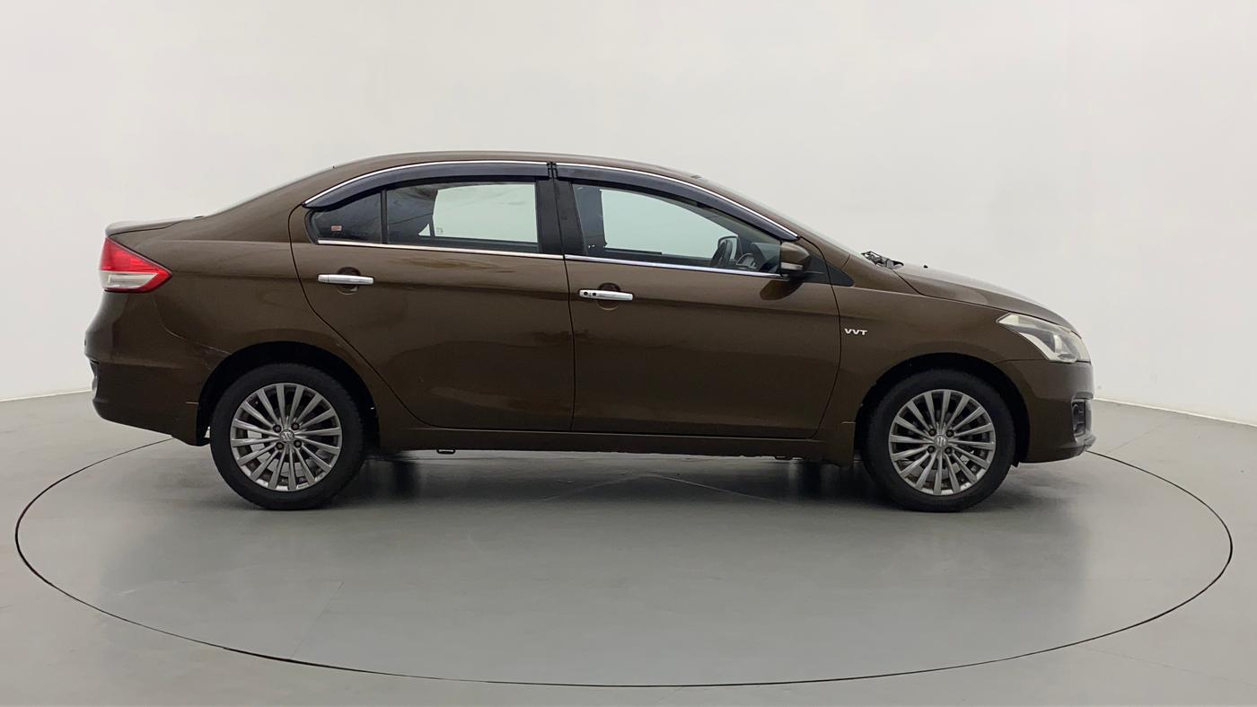 2016 Maruti Ciaz ZXI+ AT, Petrol, Automatic, 1,04,737 km, Right Side