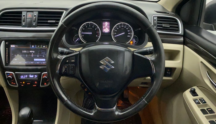 2016 Maruti Ciaz ZXI+ AT, Petrol, Automatic, 1,04,737 km, Steering Wheel Close Up