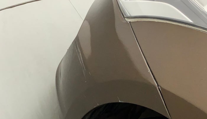2016 Maruti Ciaz ZXI+ AT, Petrol, Automatic, 1,04,737 km, Front bumper - Minor scratches