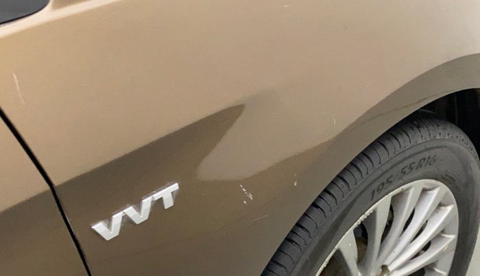 2016 Maruti Ciaz ZXI+ AT, Petrol, Automatic, 1,04,737 km, Right fender - Slightly dented