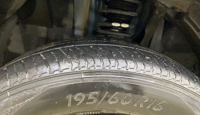 2021 Renault Kiger RXZ TURBO CVT, Petrol, Automatic, 24,785 km, Left Front Tyre Tread