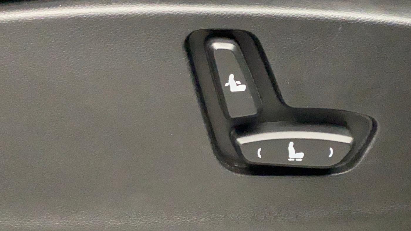 2019 MG HECTOR SHARP 2.0 DIESEL, Diesel, Manual, 21,129 km, Electrically Adjustable Driver's Seat