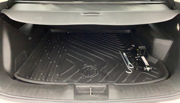 2019 MG HECTOR SHARP 2.0 DIESEL, Diesel, Manual, 21,129 km, Boot Inside