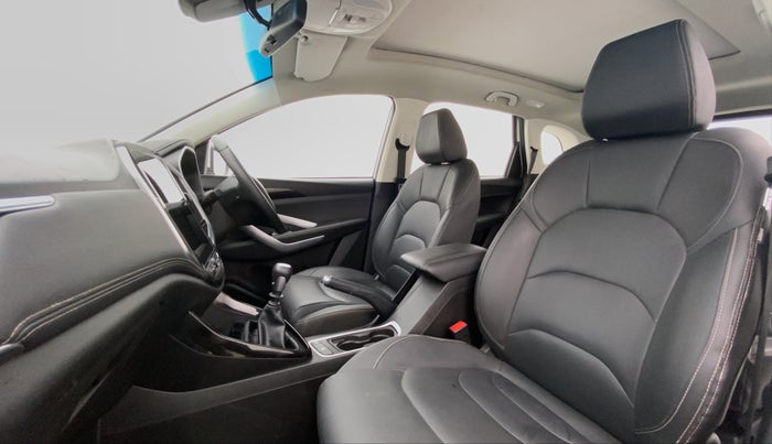 2019 MG HECTOR SHARP 2.0 DIESEL, Diesel, Manual, 21,129 km, Right Side Front Door Cabin