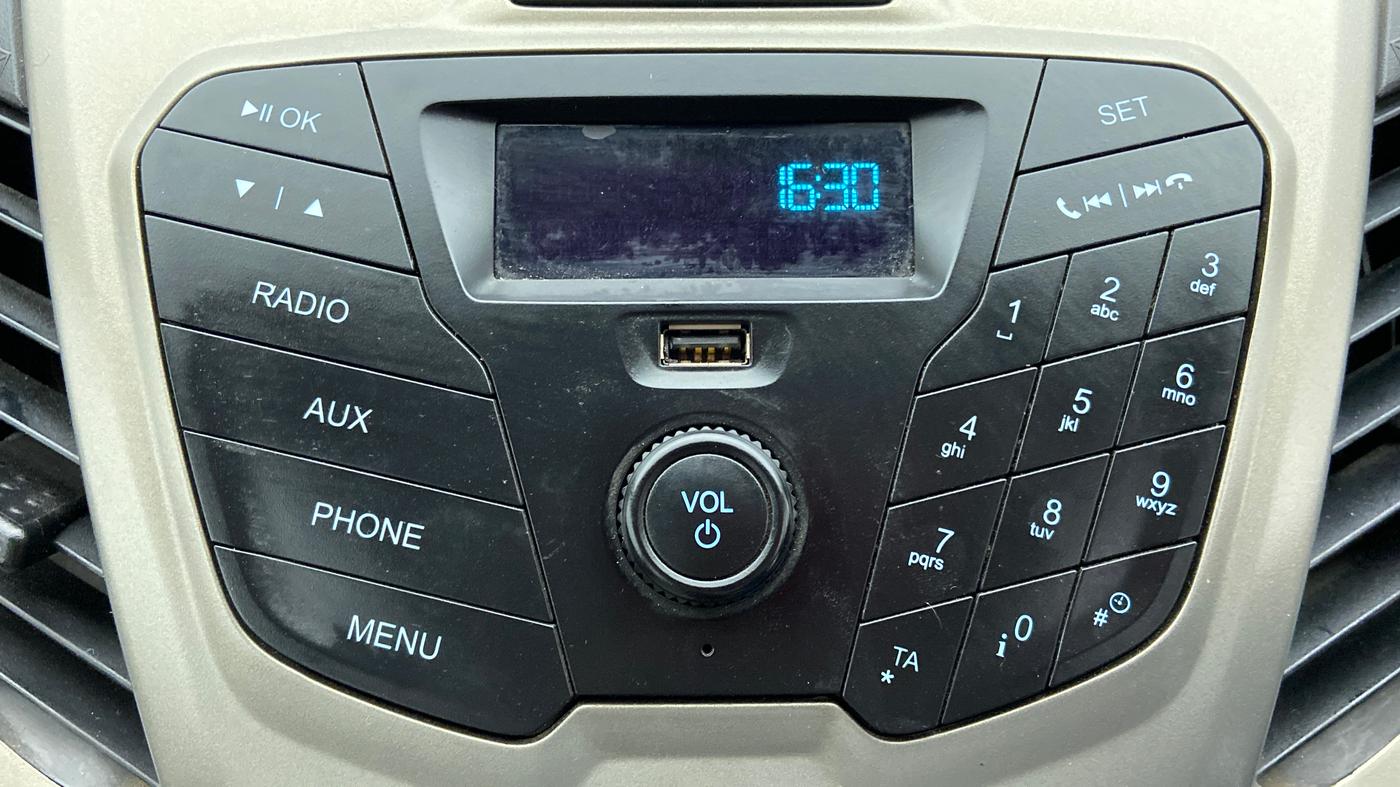 2014 Ford Ecosport 1.5AMBIENTE TI VCT, Petrol, Manual, 52,425 km, Infotainment System