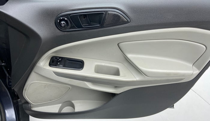 2014 Ford Ecosport 1.5AMBIENTE TI VCT, Petrol, Manual, 52,425 km, Driver Side Door Panels Control
