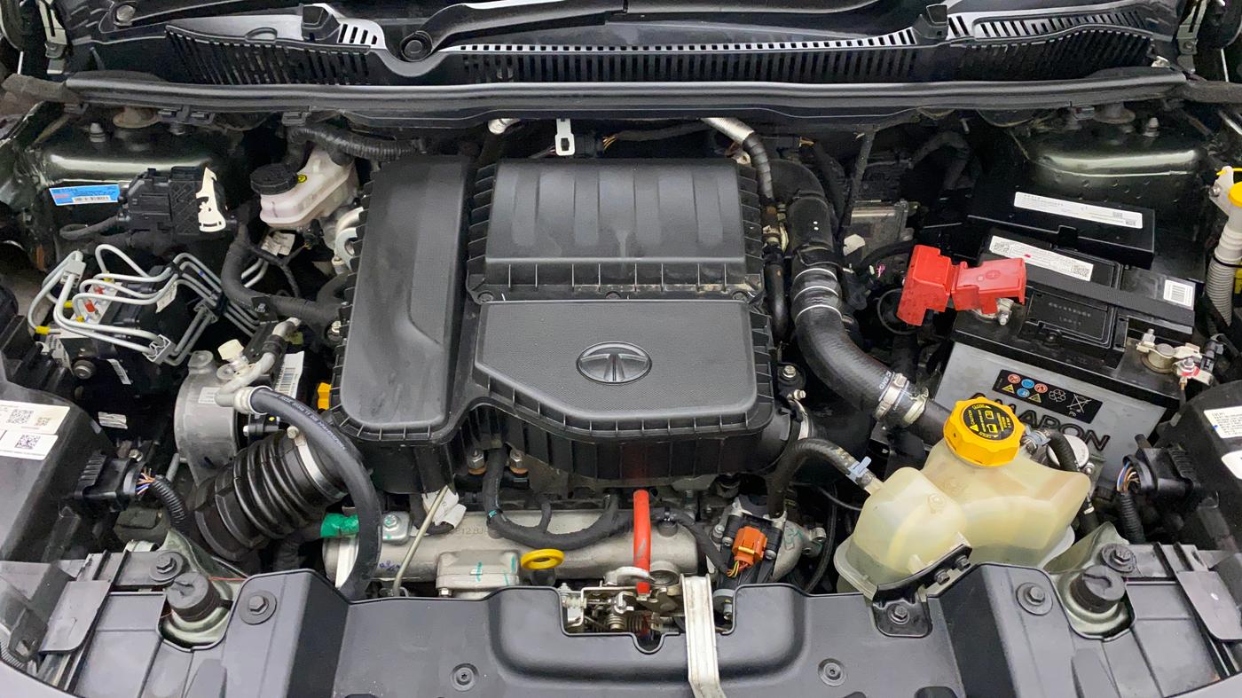 2022 Tata NEXON XM SUNROOF DIESEL, Diesel, Manual, 21,305 km, Open Bonet