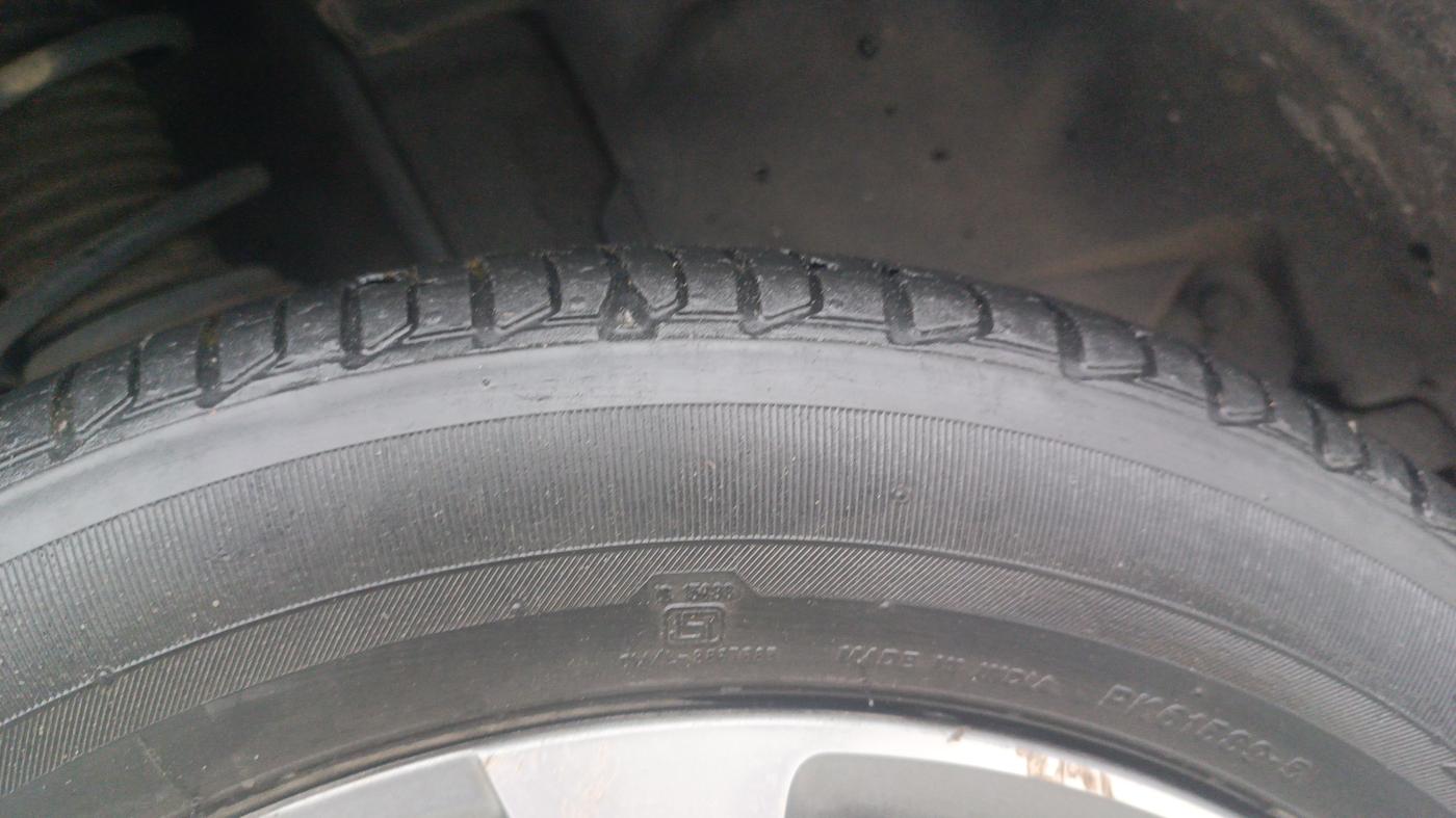2022 Tata TIGOR XZA PLUS PETROL, Petrol, Automatic, 57,546 km, Right Rear Tyre Tread