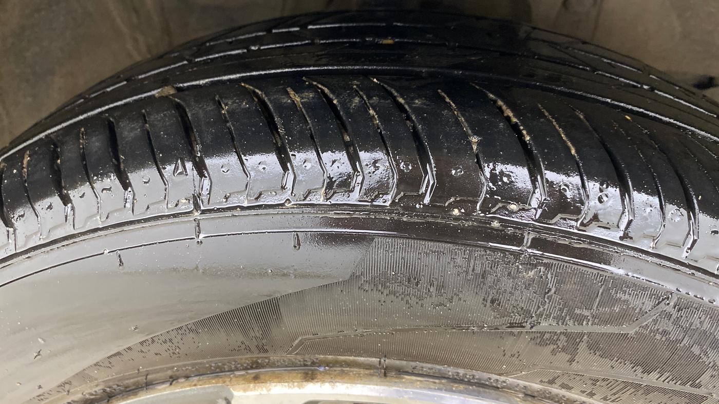 2018 Honda WR-V 1.2L I-VTEC VX MT, CNG, Manual, 1,24,680 km, Right Front Tyre Tread
